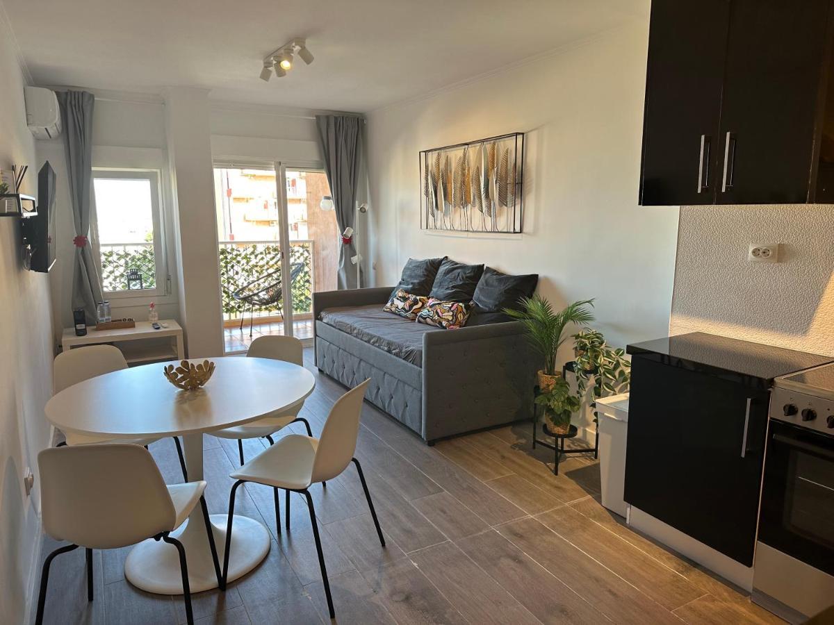 Apt Centrico Con Vistas Y Piscinas 베날마데나코스타 외부 사진