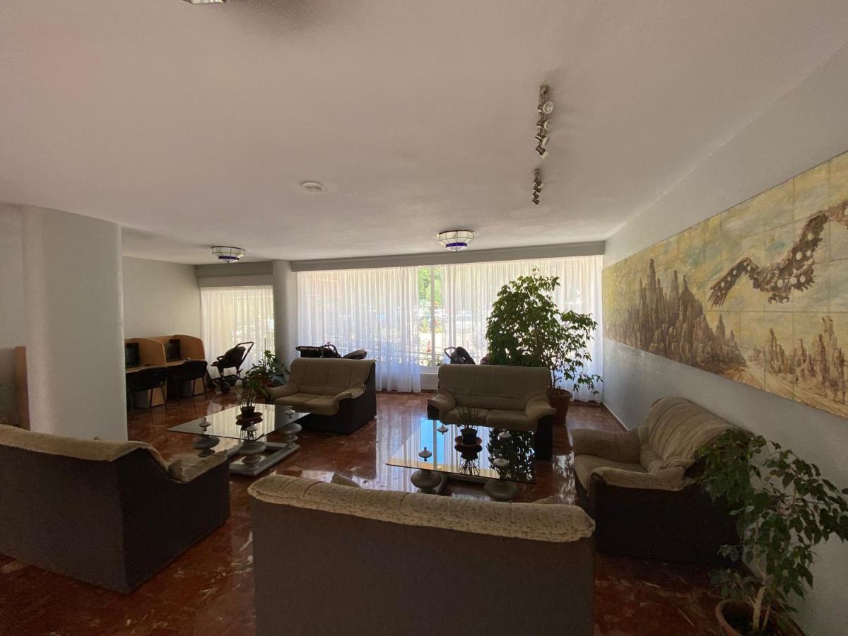 Apt Centrico Con Vistas Y Piscinas 베날마데나코스타 외부 사진